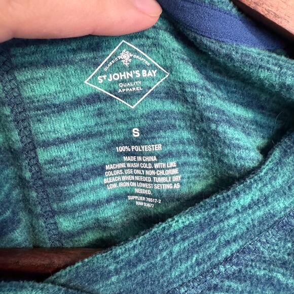 St. John’s Bay Fleece Pullover Size S Teal Blue Green VNeck Soft Long Sleeve Top - Picture 5 of 9